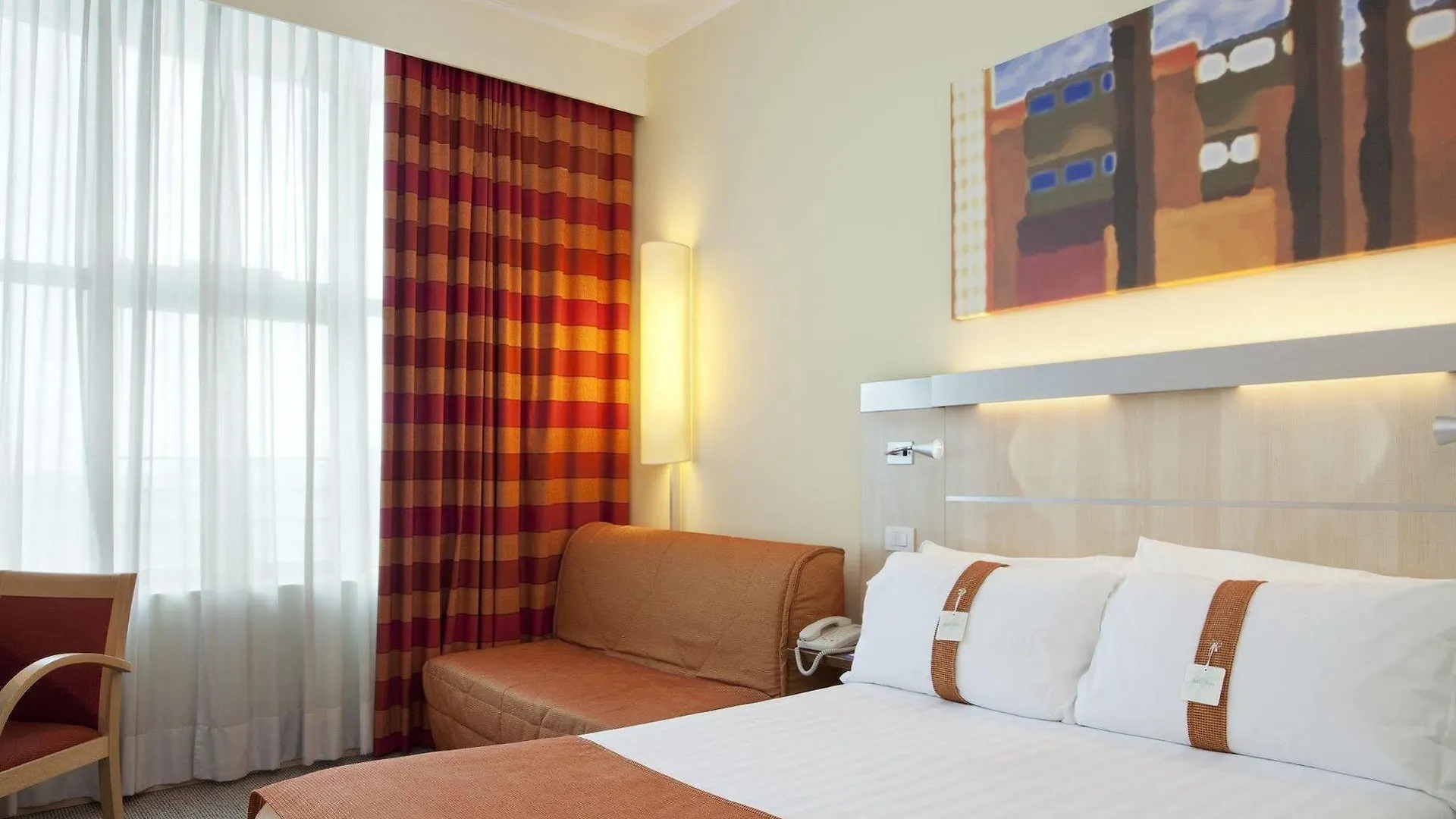 Holiday Inn Bologna - Fiera By Ihg 4*,